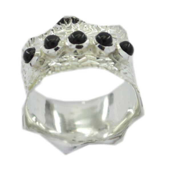 Genuine Gems Faincy Cabochon Black Onyx rings